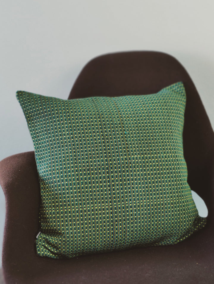 Gewebtes Kissen ABILITY (dunkelgrün, hellgrün, türkis)