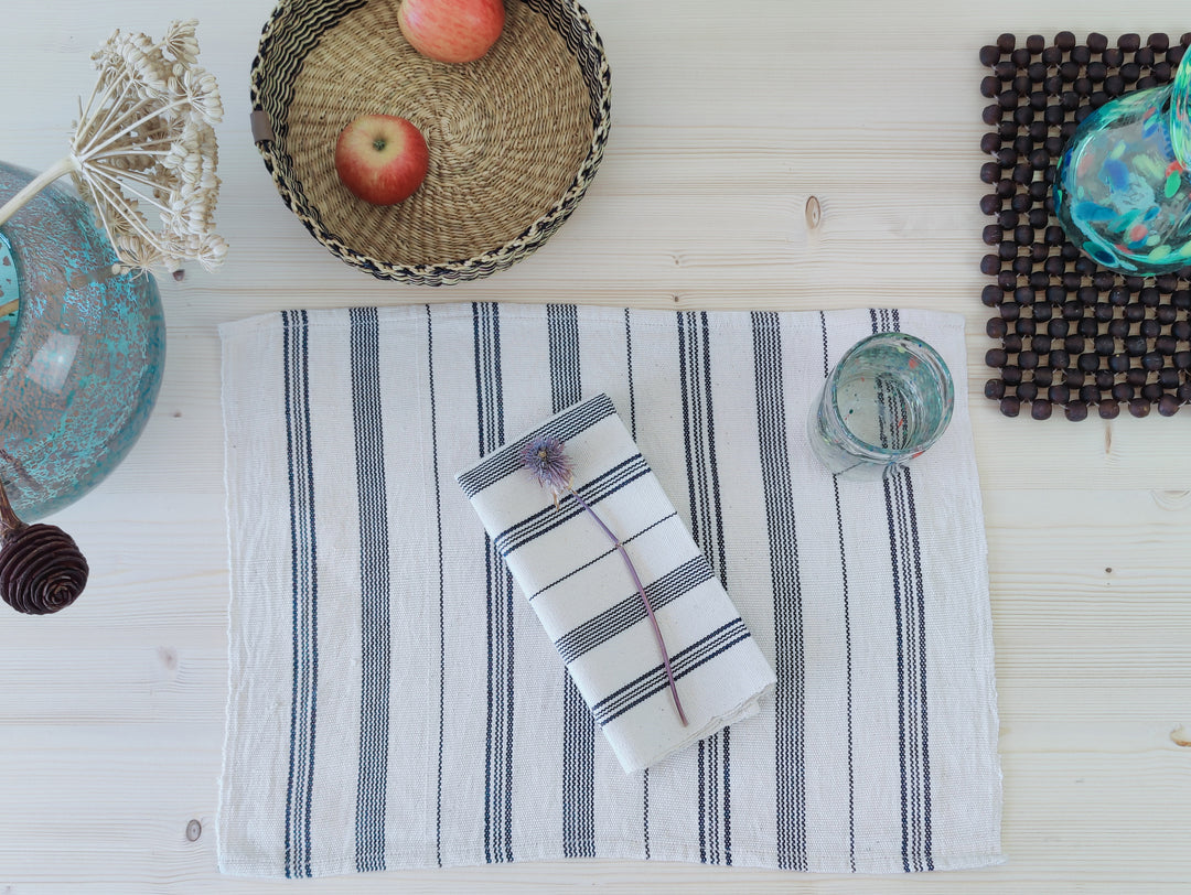 Tischuntersetzer gewebt TSIAME (naturweiß, royal blau)