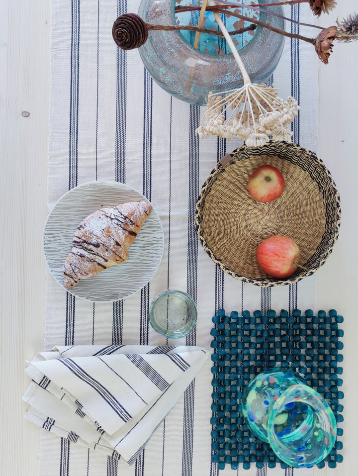 Tischläufer gewebt TSIAME (naturweiß, royal blau)