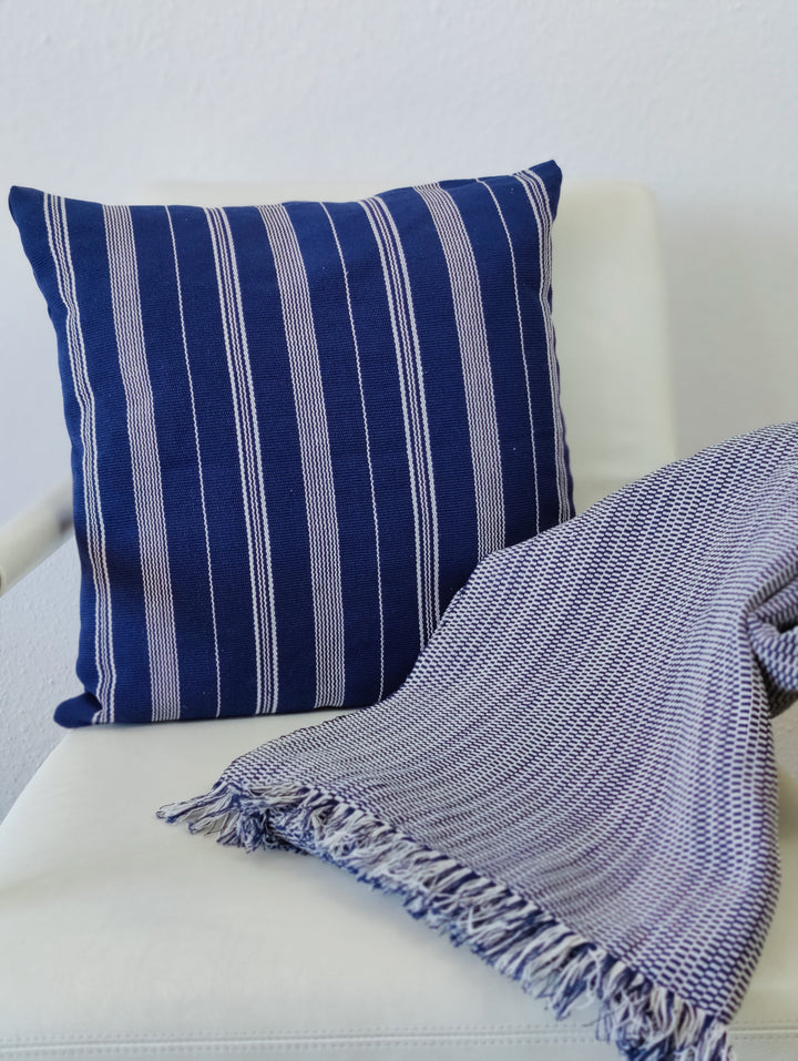 Gewebte Decke TWO IS ONE (dunkelblau, beige)