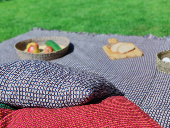 Gewebtes Kissen ABILITY (himmelblau, kaffeebraun, beige)