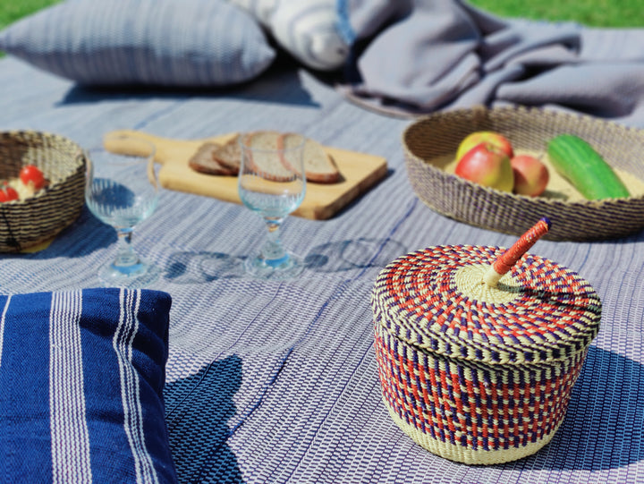 Aufbewahrungskorb Nunya klein mit Deckel (dunkelblau, rot, natur)