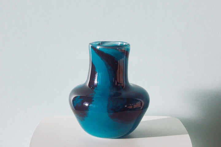 Vase Lotus (ocean blue, black)