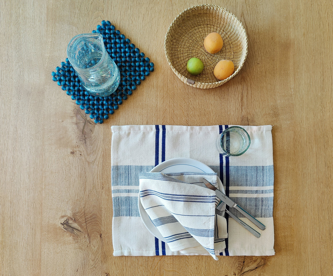 Placemat handwoven ANLOGA (off-white, royal blue)